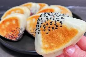 发面饼这么做比面包还好吃，蓬松暄软层次多，关键做法还简单