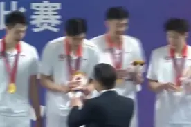 回顾上海男排时隔12年，在夺全运会金牌视频封面