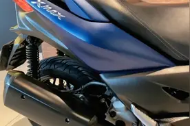 雅马哈水冷250排量的踏板车，配ABS，油耗仅3.1，听听声浪如何？视频封面