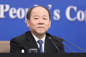 105.07！总人口性别比略有降低！宁吉喆：我国人口性别比持续改善视频封面