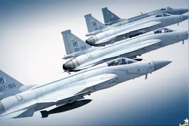 巴铁军购情况公开，枭龙产量不菲，美媒称巴希望购买简易版歼20视频封面