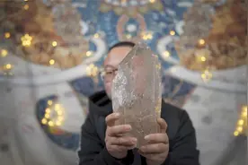 如何选购天然水晶原石以及原石的作用.