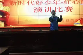 学生精彩演讲《不经历风雨怎能见彩虹》，#校园好声音 #正能量视频封面