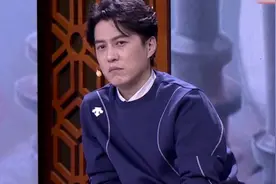 怪不得靳东家庭事业双丰收，听了他的婚姻观，瞬间明白了视频封面
