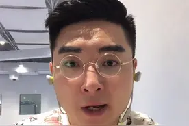 男子回应高调寻子19年后不相认视频封面