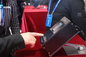 填补空白！河南首个面板项目华锐光电在郑州点亮视频封面