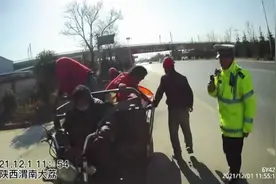 五大曝光 | 三轮车无证驾驶+违法载人＝罚款+拘留