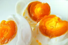 保鲜膜腌制咸蛋的效果到底怎么样？晚禾亲自尝试把经验分享给您！