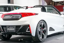 11万本田进口小跑！0.66T引擎，深踩油门，网友：还真是格外拉风视频封面