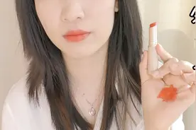 名创优品开挂了／超好用超滋润超显白／口红试色视频封面