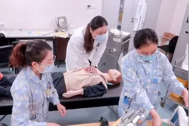 呼吸心跳骤停的急救演练视频封面