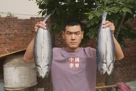 27买了3条咸鱼干，先煎后炖，和豆腐乱炖一锅，鱼肉鲜香豆腐嫩视频封面