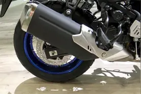 售价11.4万，铃木旅行摩托650，前后双碟刹ABS，高颜值，进藏利器视频封面