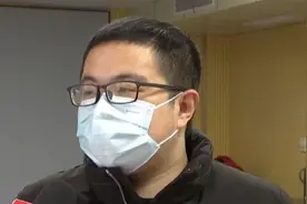 35岁男子患罕见病“香肠嘴”，原价9960元一针降了7000元视频封面