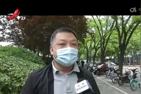 江苏苏州：“13岁男孩独居66天喂胖自己和猫狗”视频走红视频封面