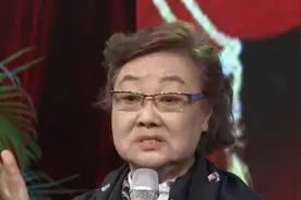 郭兰英腰椎重伤，一度瘫痪在床，坚强意识再次站起视频封面