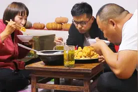 陕北特色小吃鸡蛋荷包，春姐做了一大桌，口感超酥软，做法超简单视频封面