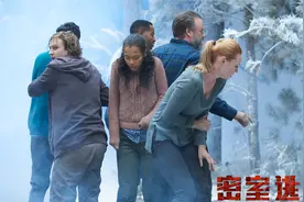 《密室逃生》六个人被困密室，陷阱遍布杀机暗藏！视频封面