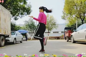 鬼步舞口令分解，简单15步，跳起来好看