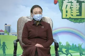 安医大一附院肾内科主任卢文：慢性肾病的治疗，这几点千万要注意视频封面