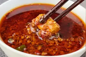 涮火锅必备万能蘸料秘方，蘸肉、蘸饺子蘸啥都香，吃一次就忘不了视频封面