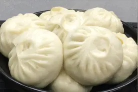 教你做素菜包子的技巧，不塌陷不回缩，薄皮大馅，青菜碧绿不发黄视频封面