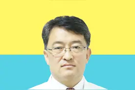 小腿肚子抽筋疼是怎么回事视频封面