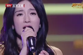 谢娜演唱《突然想爱你》，开口竟是如此高级，天籁般的歌声视频封面