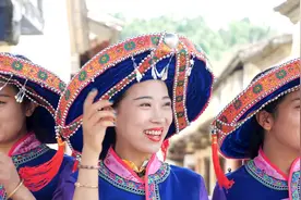 终于找到抖音《哈尼宝贝》原曲，哈尼族情歌这么好听，太洗脑了