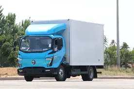 飞碟推出新一代W系列轻卡，只从外观来看就不太好惹视频封面