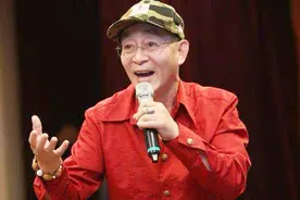 六小龄童的女儿首曝光，29岁学霸至今仍单身，父女只有这一点相像视频封面