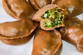 小白菜烫面包子的做法，皮薄馅多，连吃3天都不腻，一顿4个不够吃视频封面