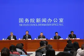 中国银行保险监督管理委员会：疫情专项赔付超过7600万元视频封面