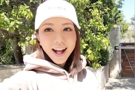 G.E.M邓紫棋公开美国豪宅，男友Mark甜蜜入镜！写了4首新歌！视频封面