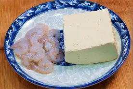 一块豆腐一把虾，简单一做，我家一周吃5次，鲜香入味，营养解馋视频封面