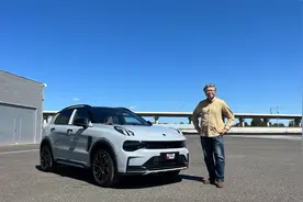 动力与油耗兼顾的混合动力SUV 垠哥试驾领克01 EM-P视频封面