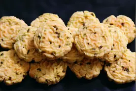 饼干在家做，不用烤箱，鲜香酥脆，告诉你详细做法，比买的还好吃