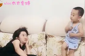 相差二十岁姐弟，老弟一言不合就打姐姐，这一幕连妈妈都看不下去视频封面