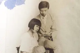 丁玲与胡也频的生活一直很美满，丁玲陪胡也频走完了最后的日子视频封面