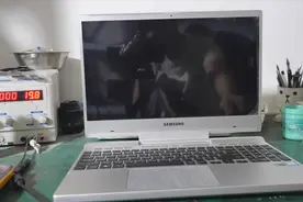 我给三星炫龙骑士笔记本上了个I9CPU，三星游戏本你见过吗视频封面