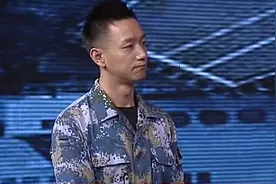 军情：海盗挟持美国船长要钱，美军出动超级战舰，海盗屁滚尿流！视频封面