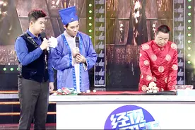 真是疯狂！男子炫技单手抓12个鸡蛋，旁边人都为他捏了一把汗