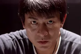 豆瓣7.9分，私生饭钻进刘德华床下被警察抓走，差点因台词闹官司视频封面