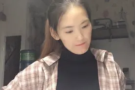 研究生刚开学一个月就期末考试，跳跳紧张睡不着，复习到半夜视频封面