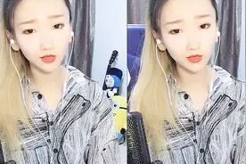 继《出山》后又一首《我曾》刷屏，美女翻唱的太扎心，满满的沧桑视频封面