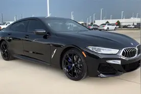 53万起售！配612匹4.0T V8+8AT+宝华韦健音响，2023款宝马8系亮相
