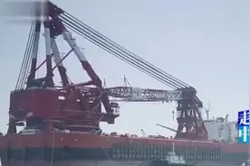 中国研制出万吨级船舶推进器，看国外说明书，中国人打破欧美垄断视频封面