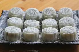 天热了必须要吃冰饼，香甜软糯，冰冰凉凉，做法简单，一看就会