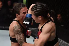 张伟丽：我天天跟70公斤男的打 一见比赛对手就觉得她太小了视频封面