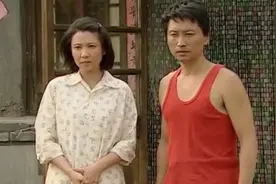 暖春：农村爷爷收留女孩，却意外得到金财，这叫好人有好报！视频封面